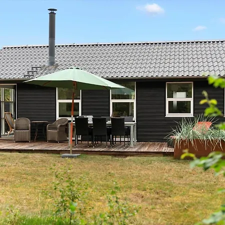 Hs003-henne-fuutvej-8 *